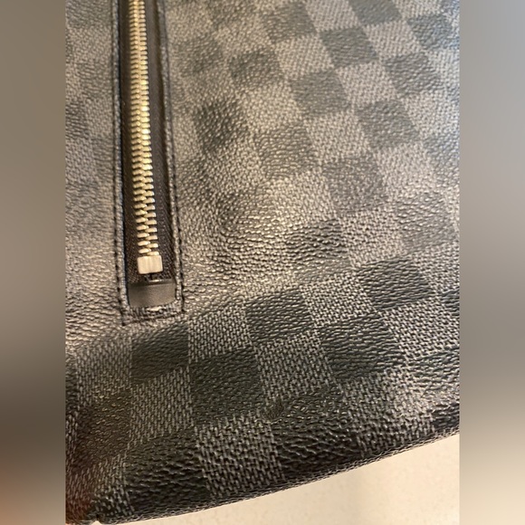 LOUIS VUITTON LV DAMIER GRAPHITE CROSSBODY MESSENGER BAG - Picture 10 of 15